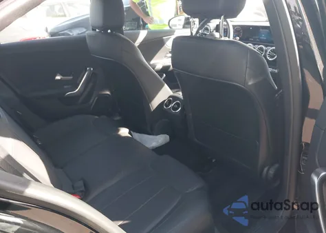 2022 Mercedes-Benz A 220 из США, поврежденный, VIN W1K3G4EB2NJ377771